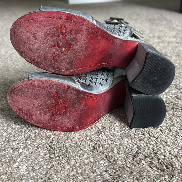 Freebird by Steven - Picture 7 of 9